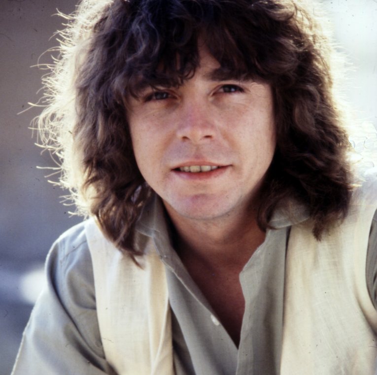 John Paul Young - Love Is In The Air