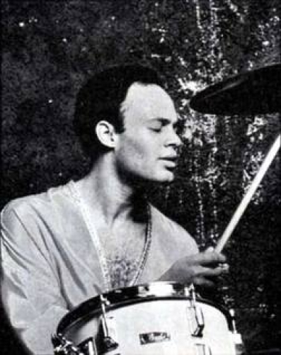 Narada Michael Walden - Tonight I'm Alright