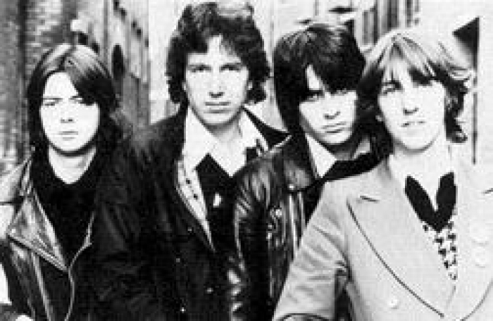 Tom Robinson Band - Up Against The Wall