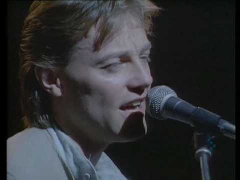 Snowy White - Bird Of Paradise